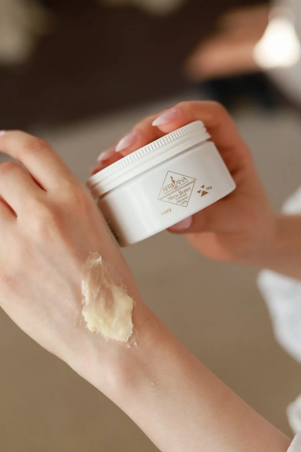 AFRICANA Shea Butter Ivory 75gm3